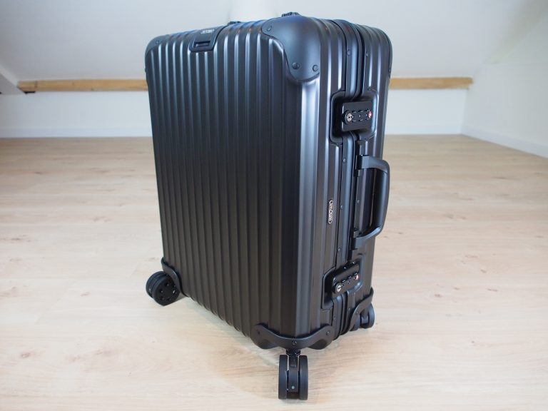 rimowa cabin weight