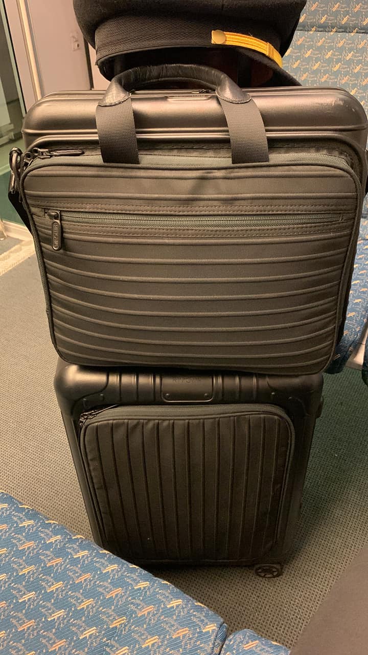 Rimowa Essential Sleeve Cabin vs Rimowa Essential Cabin | Gracefuldegrade